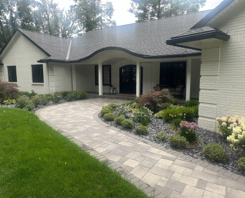 Frontyardlandscape-stonewalk